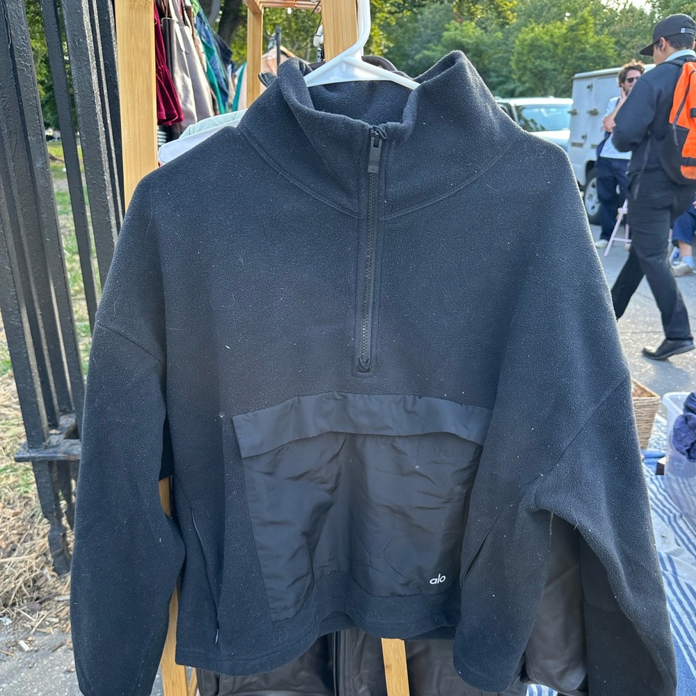 ALO Yoga Quarterzip